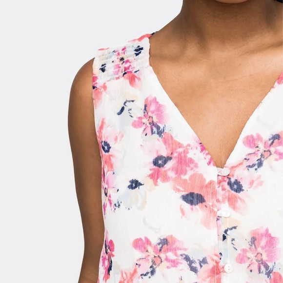 Gibson smocked sleeve Blouse.  Only Selling as I ordered the wrong size - Picture 3 of 3